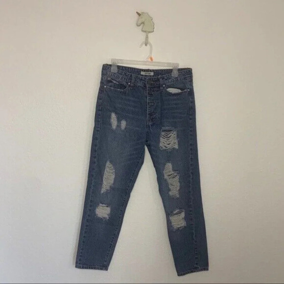 Refuge Denim - Refuge 4 button up high waisted distressed Mom Skinny Loose Fit Jeans 80% Cotton